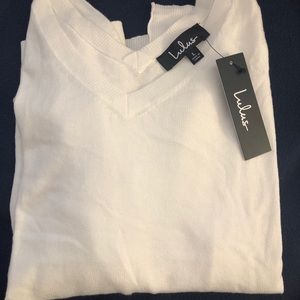 White vneck sweater top